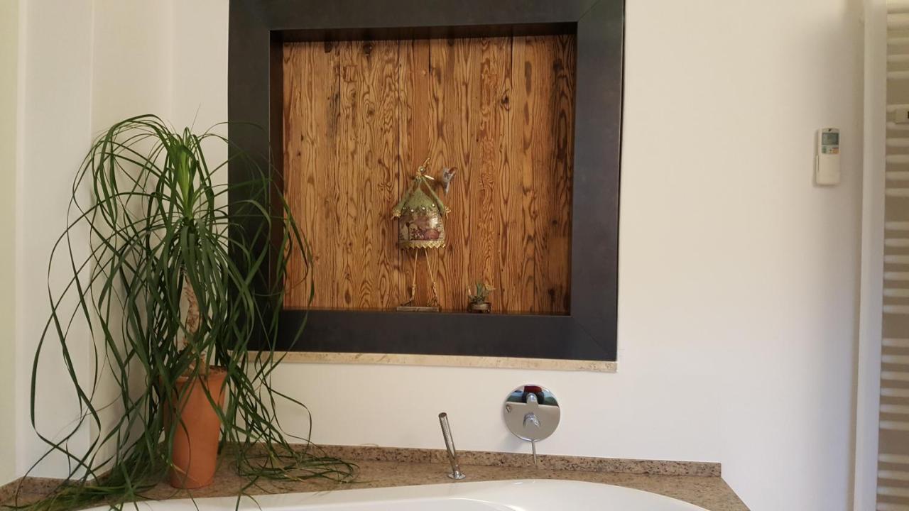 Viadolcevita - Gruene Gaestewohnung Lana Eksteriør billede