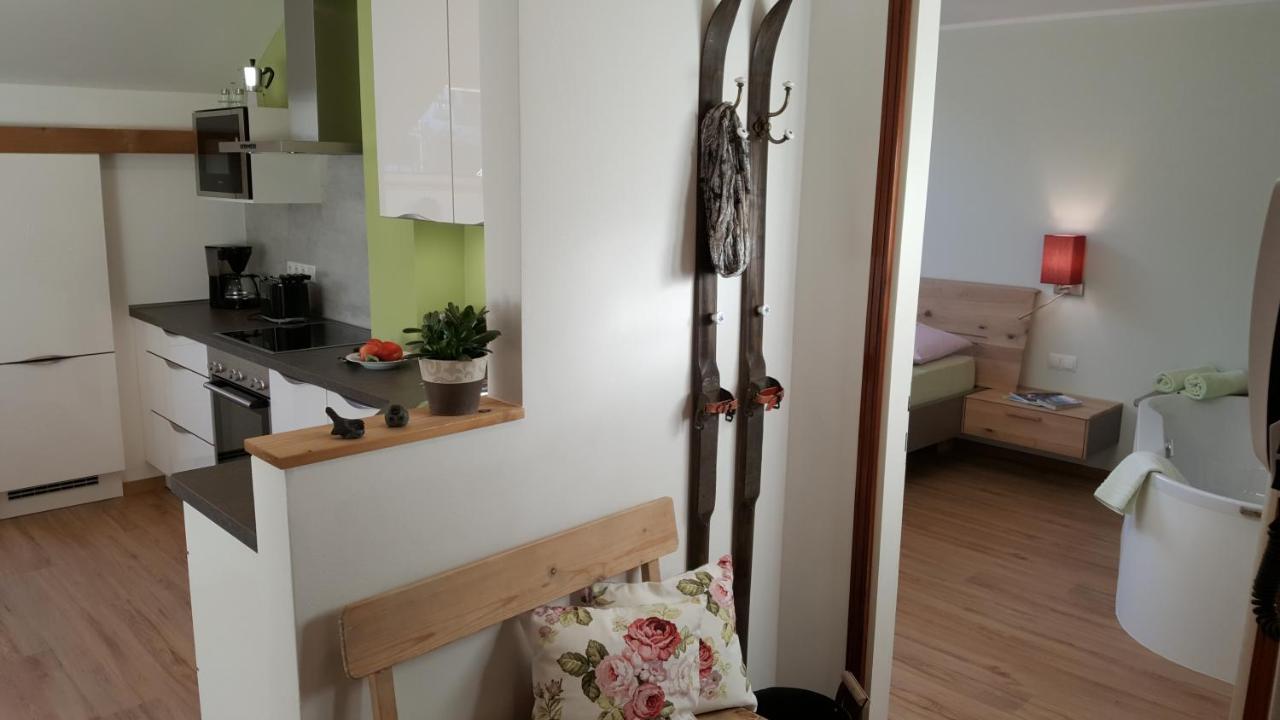 Viadolcevita - Gruene Gaestewohnung Lana Eksteriør billede